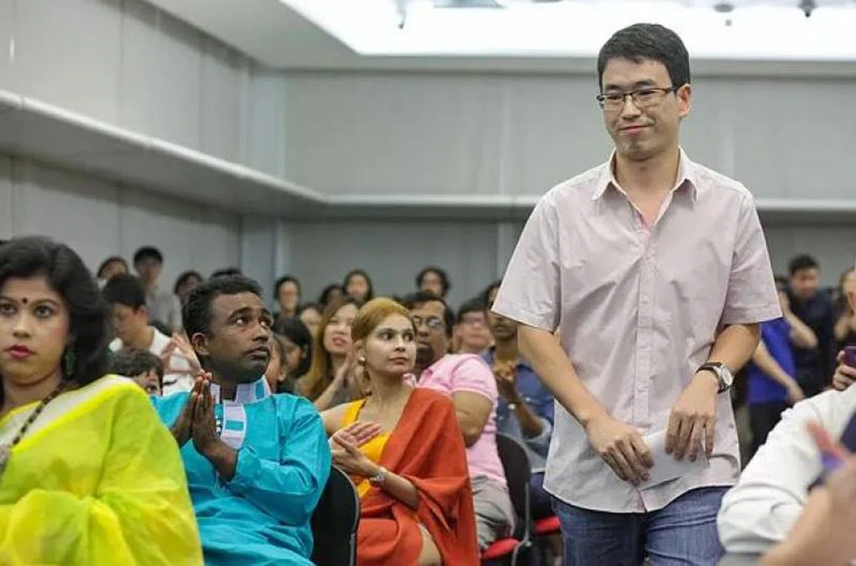 中国籍客工关志强。（singaporeworkerpoetry）