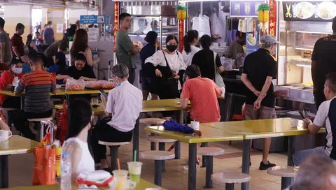 新加坡政策研究所去年发表的一篇报告，揭露全岛哪里吃饭最便宜。（海峡时报）