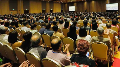约1200人上周六（7月23日）出席了“保护新加坡市民大会”（Protect Singapore Townhall），主题是“反对废止约束男性同性性行为的《刑事法典》第377A节条文”，也就是发声支持《刑事法典》第377A节条文的存在。（Jason Wong面簿）