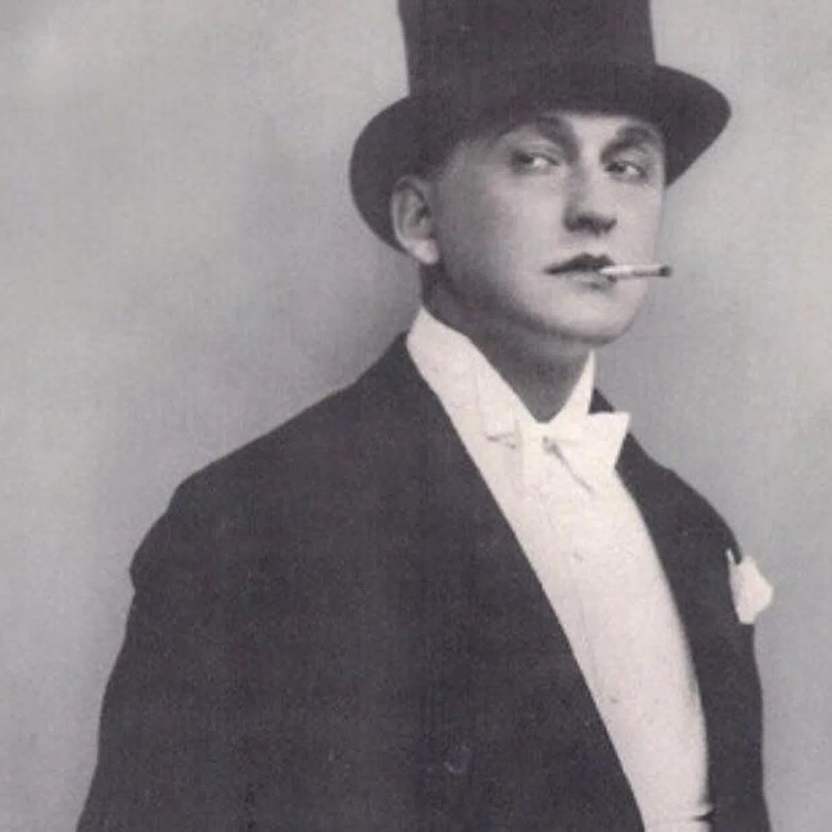  瓦丁斯基，Alexander Vertinski（视频截图） 