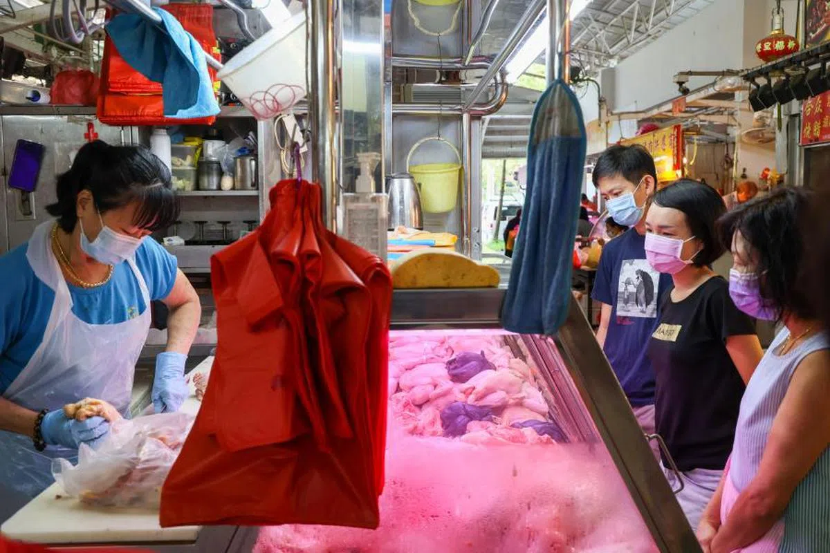 马国今年6月一度禁止出口肉鸡，直到10月才宣布解除禁令。（联合早报）