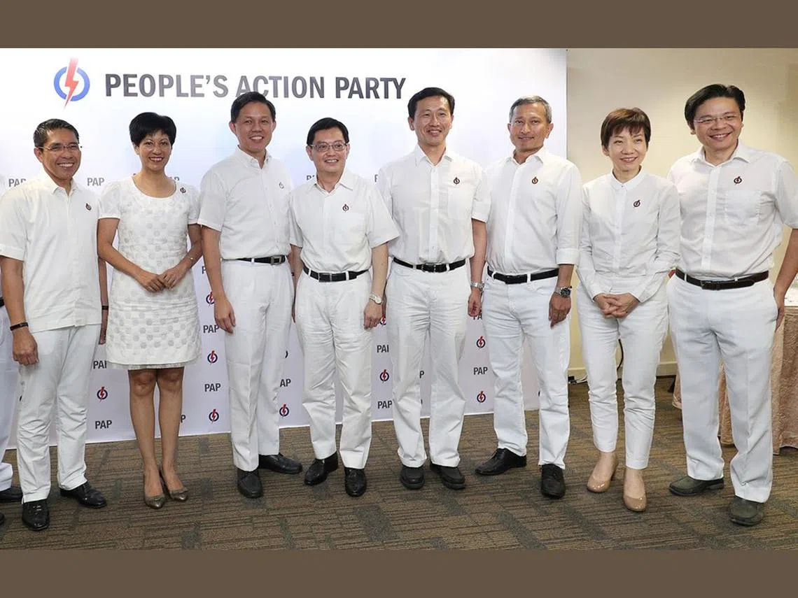 第四代领导团队发声明表示，尊重并接受王瑞杰（左四）请辞第四代团队领军的决定，也很高兴他仍是团队的一员。（联合晚报）