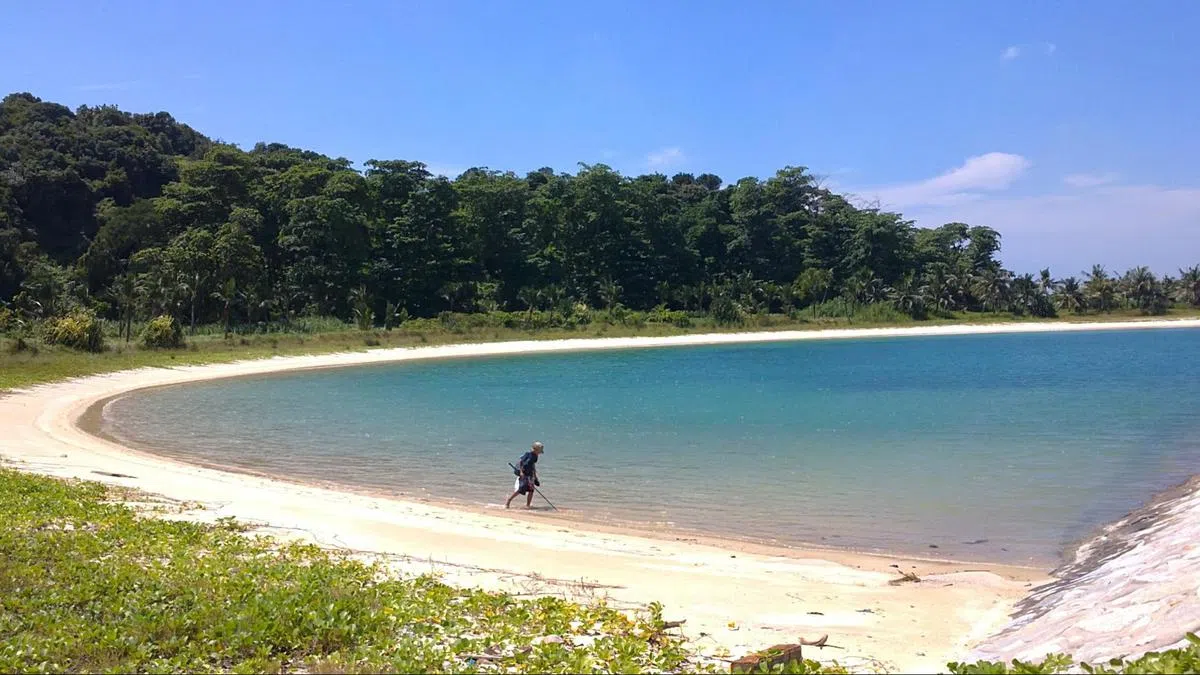  圣约翰岛海边。（互联网） 