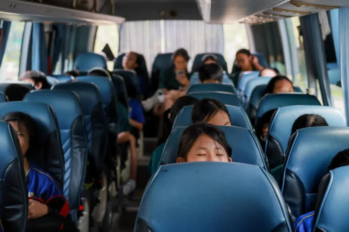 新加坡中学生。（海峡时报）