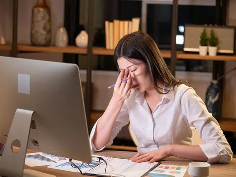 部分本地教师认为，除了加薪，他们也希望工作上的压力及负担能获得适当减轻。（示意图，Getty Images）