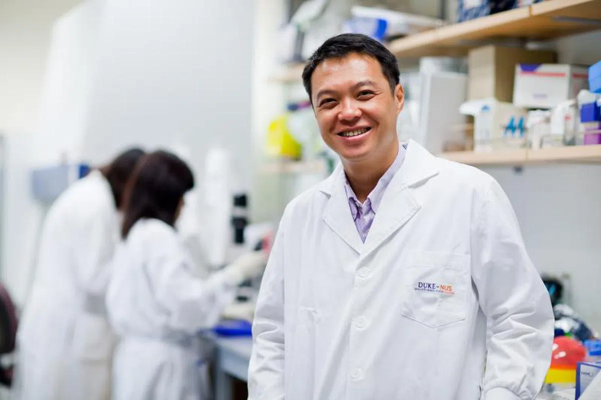  杜克—国大医学院新兴传染病项目副主任黄英勇教授。（杜克—国大医学院） 
