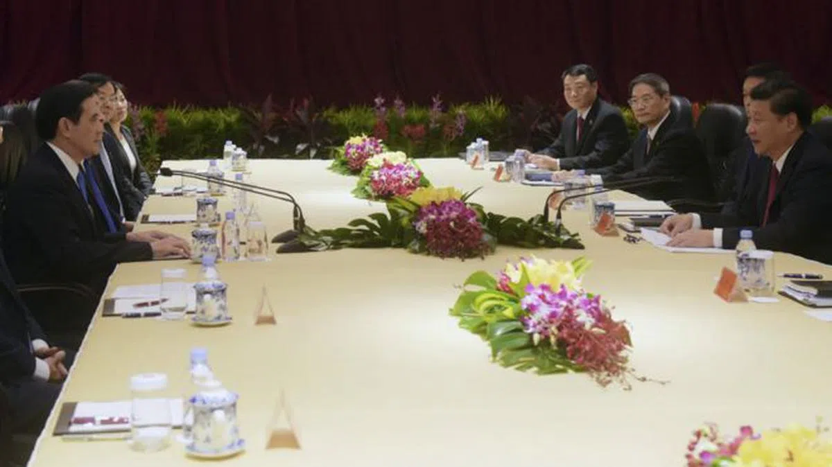  李显龙总理称，我们的工作就是提供房间和茶杯。（互联网） 