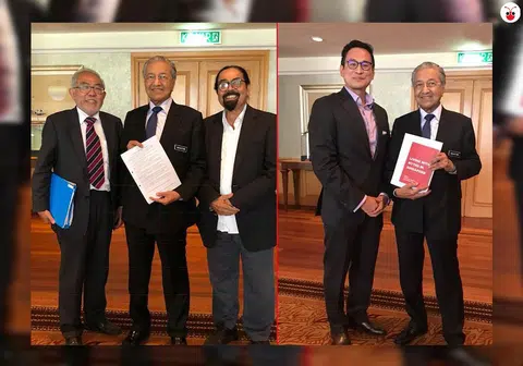 流亡英国的新加坡大学学生会前主席陈华彪（左一）和与政府扛上的历史研究员覃炳鑫（右二）分别在面簿上晾晒与马国首相马哈迪会面的照片。（李雅歌制图）