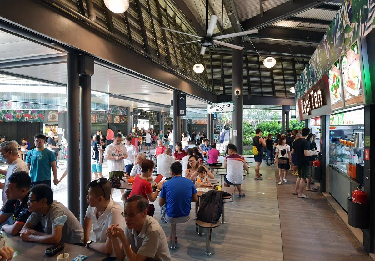 武吉坎贝拉小贩中心也属于狮城新一代小贩中心。（海峡时报）