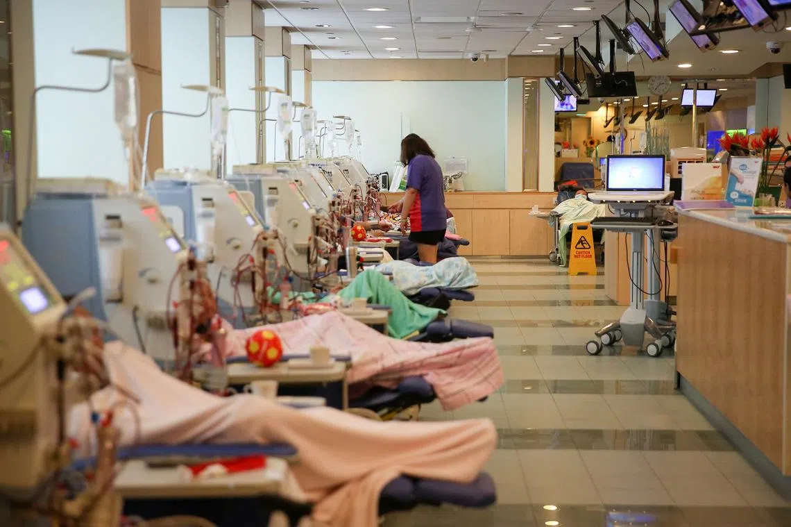 肾病患者一年的治疗费可高达2万5000新元。（海峡时报）