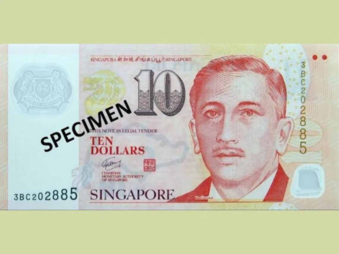 本地一家神料用品店Goldpaper.sg将优惠券设计成本地10元钞票的样子。“钞票”上的我国第一任总统尤索夫伊萨的眼睛变小了，多了笑容和长胡子，还戴上了招财帽，俨然成了财神爷。“SINGAPORE”的字样也改为“XINGAPORE”。（新加坡金融管理局）