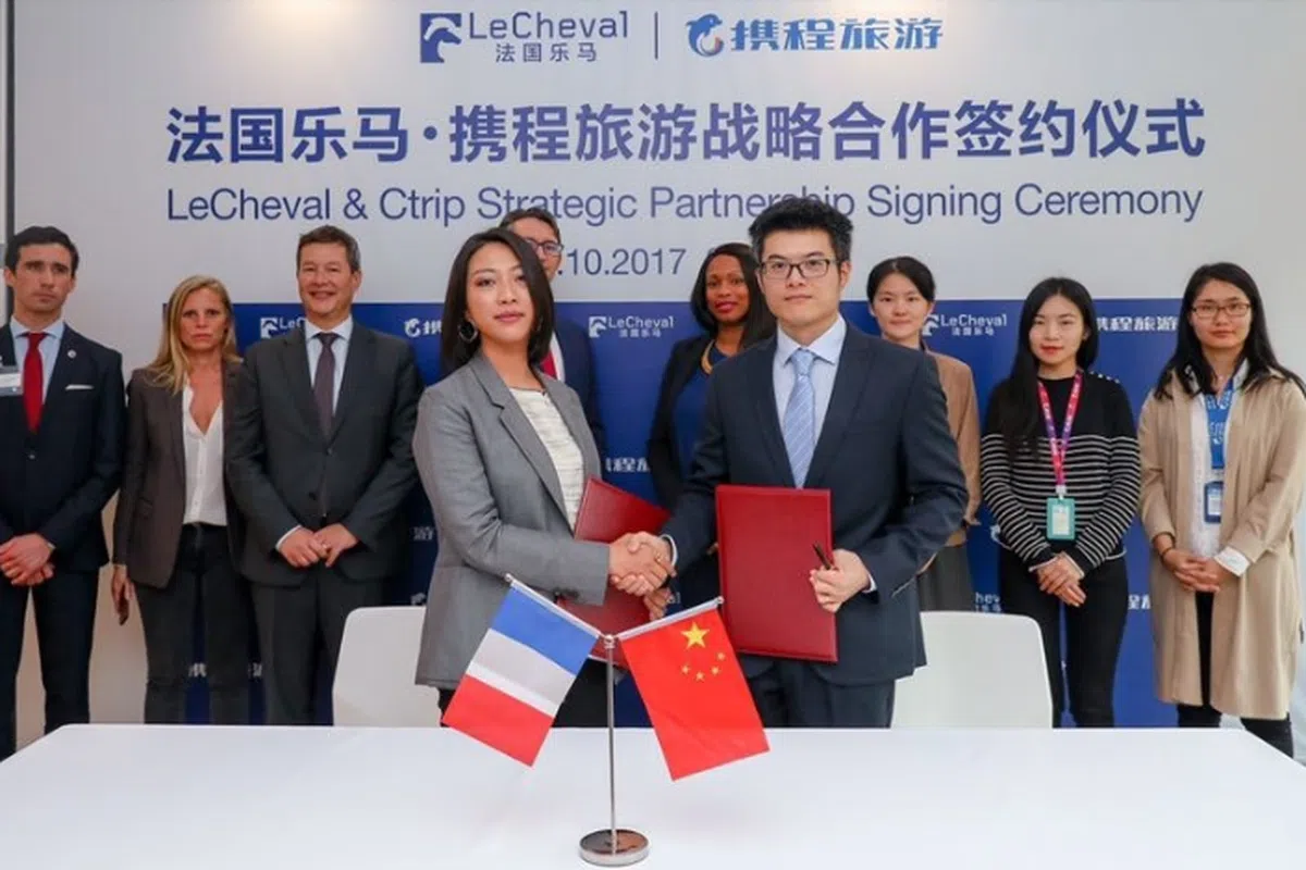  携程与法国马业战略合作，开辟欧洲个性化旅游新市场。（互联网） 