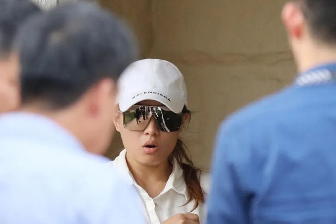 Platinum Dogs Club 宠物寄宿中心的30岁女负责人1月6日被捕后扣押在东陵警署。（海峡时报）