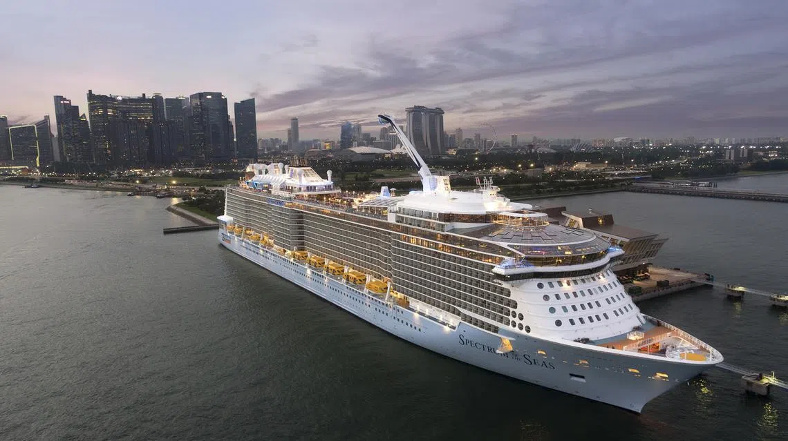 海洋光谱号是目前亚洲最大、设计最创新的游轮。（皇家加勒比国际游轮）