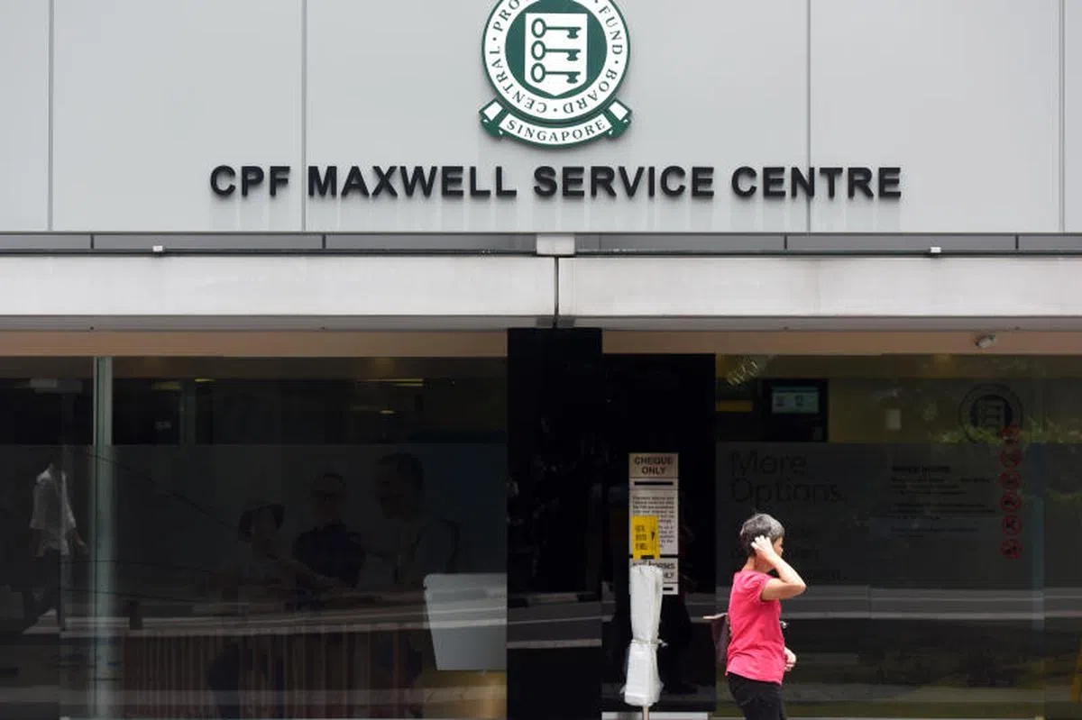  位于麦士威路45号市建局中心东翼的中央公积金服务中心（CPF Maxwell Service Centre）（海峡时报） 