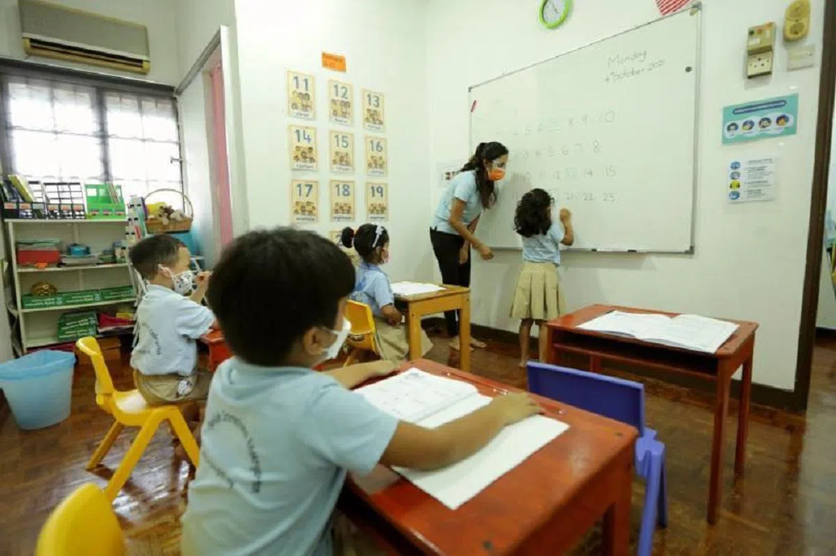 马国学前教育中心供不应求。（星报）