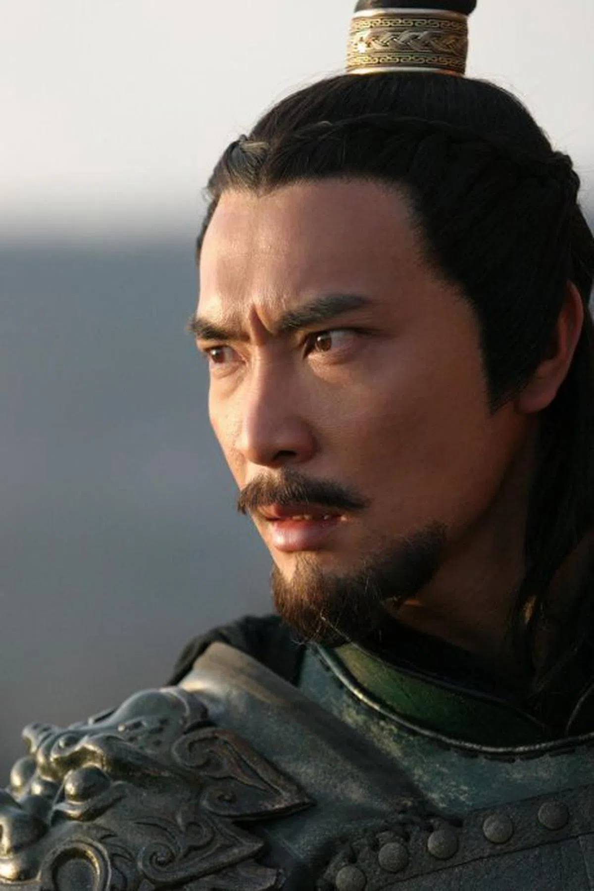  《绝代双骄》中饰演燕南天。 