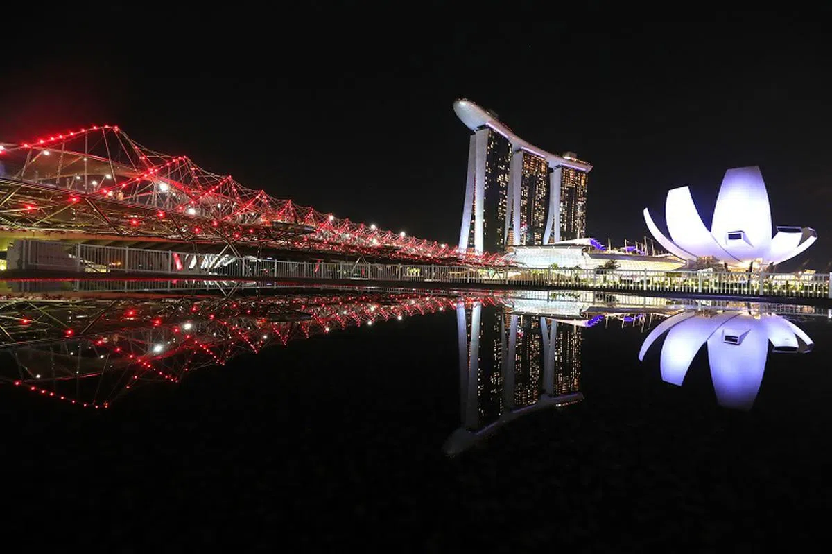  新加坡滨海湾夜景。（新闻及通讯部） 