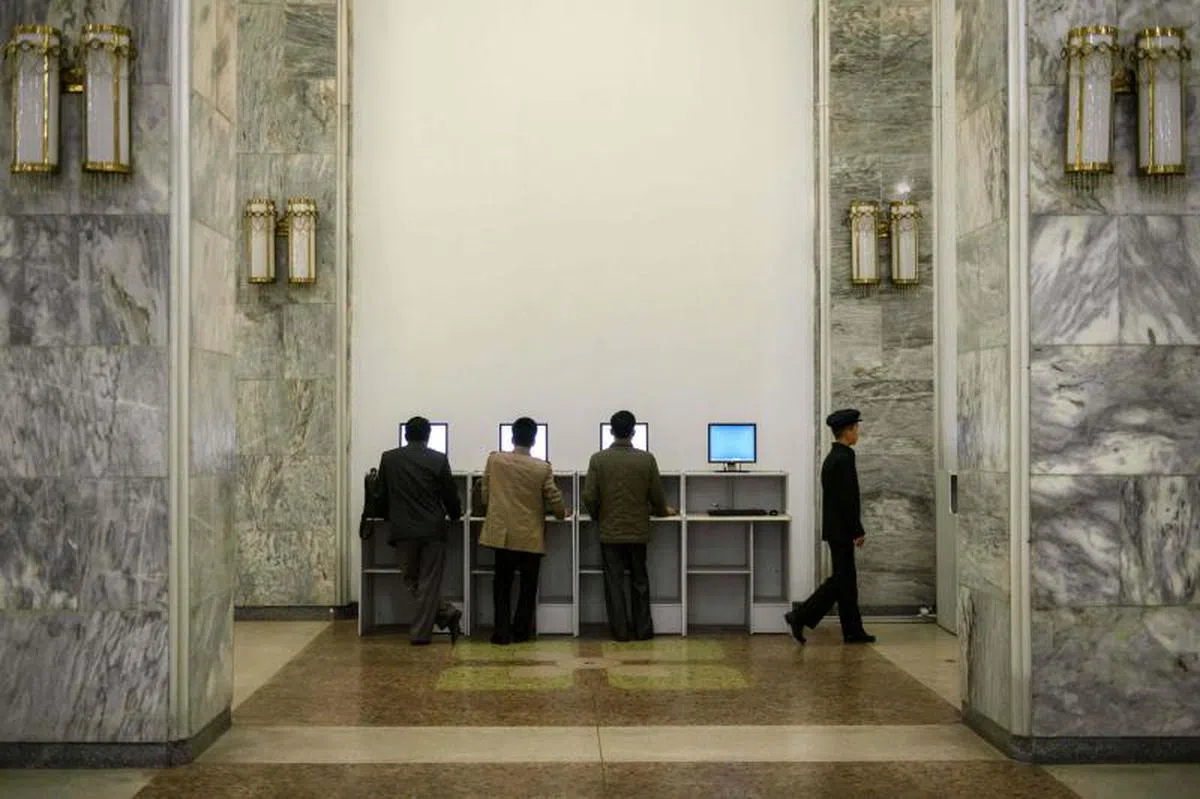  平壤当局常年封锁朝鲜人民获取外部资讯的管道。（法新社） 