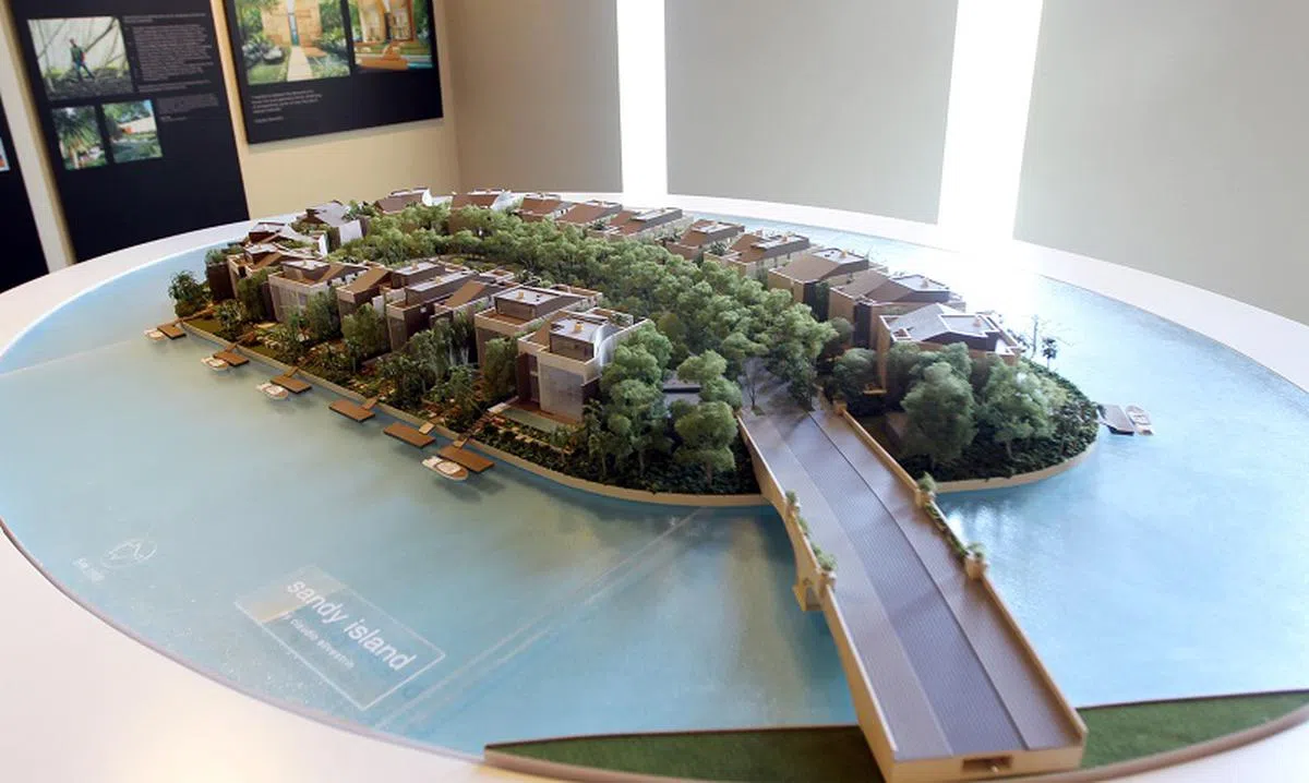  丽沙岛18栋精品别墅的沙盘模型。（杨忠礼置地） 