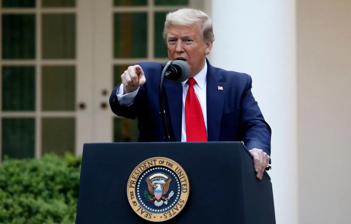 特朗普宣布美国将暂停资助世卫组织。（路透社）