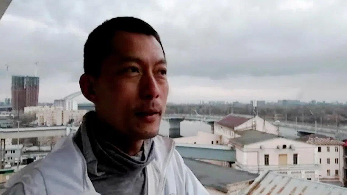 旅居乌克兰首都基辅的前艺人沈倾掞。（海峡时报）