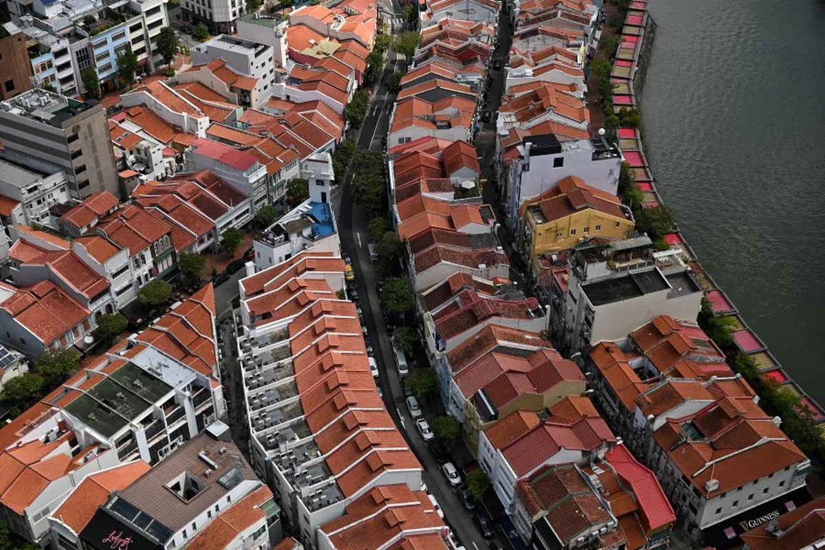 驳船码头一带的店屋，多数划为商业用途。（海峡时报）