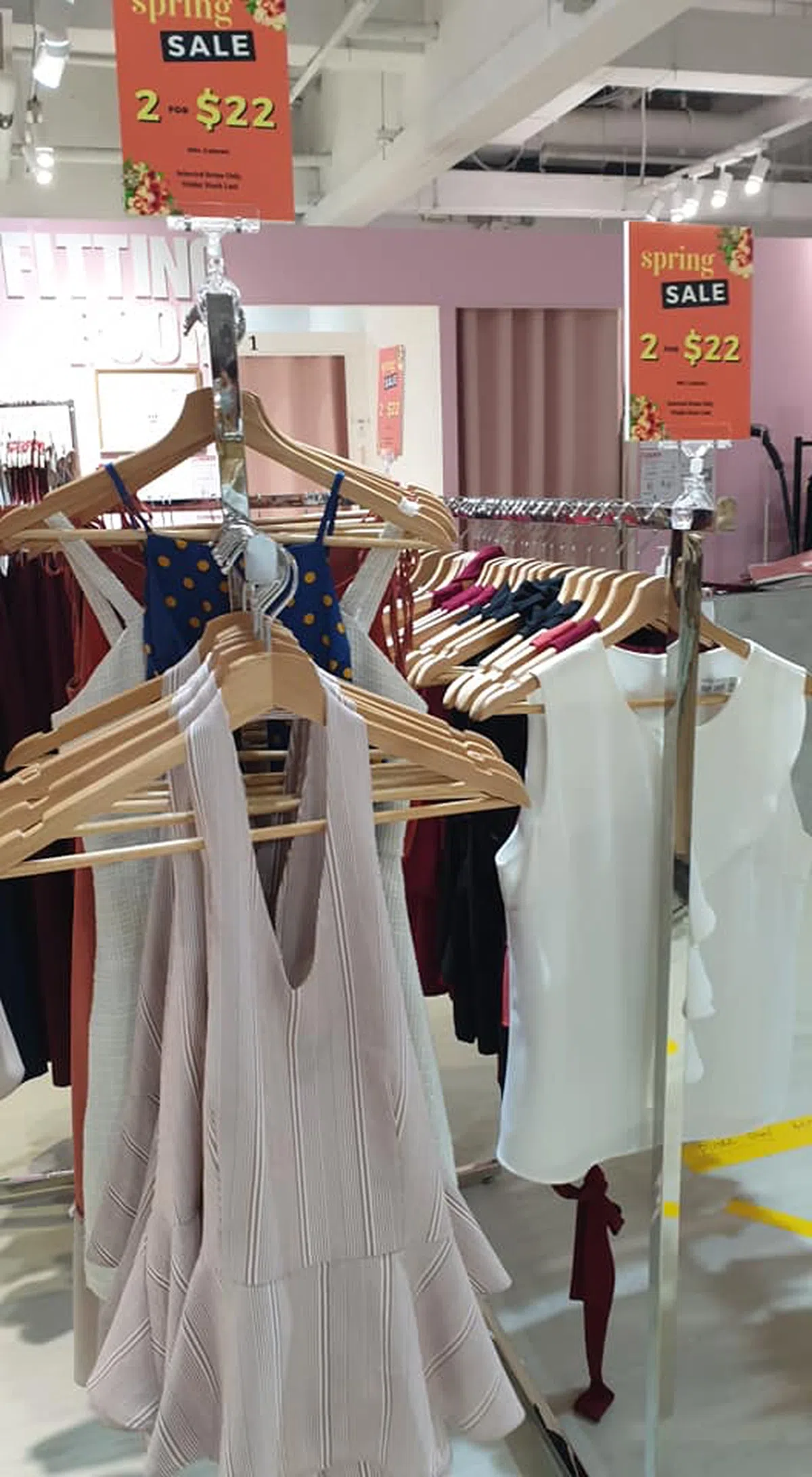  （Singapore Atrium Sale面簿） 