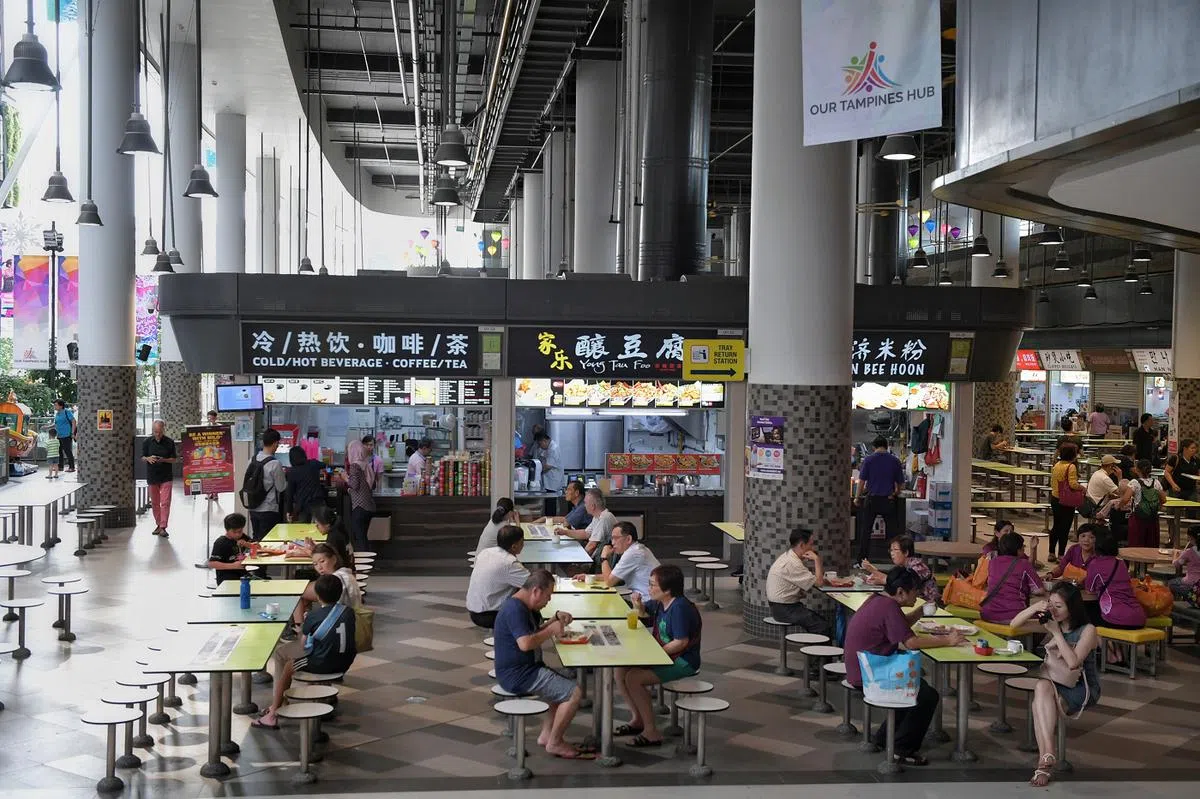 淡滨尼天地小贩中心是新加坡的新一代小贩中心。（海峡时报）