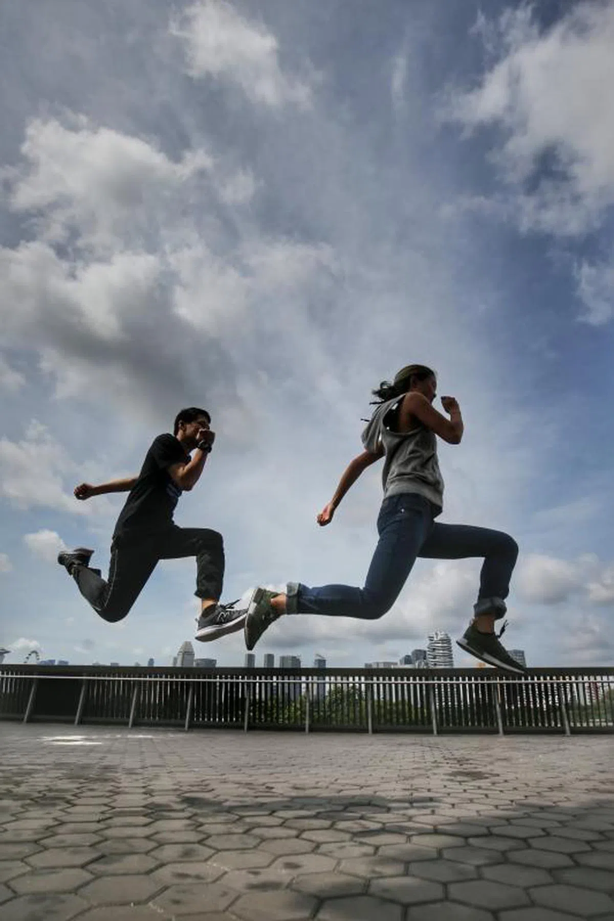  2000年出生的千禧一代。（联合早报） 