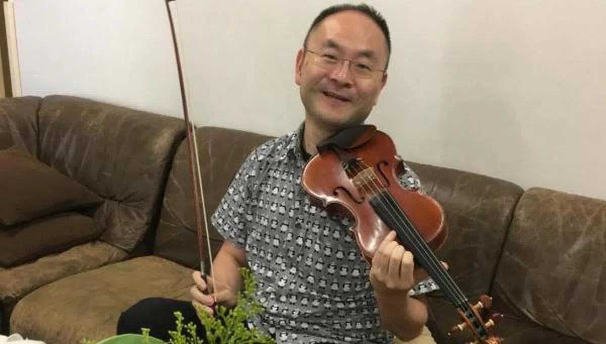  佐佐木本人和他的小提琴 （互联网） 