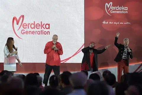 四名本地艺人为“立国一代”配套展开第一波宣传。（海峡时报）