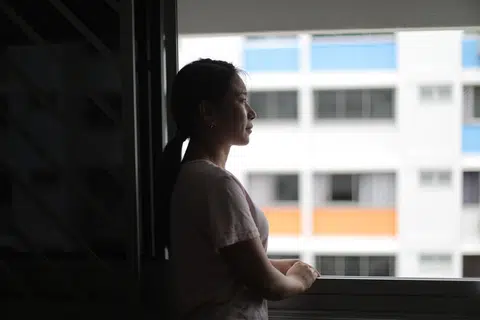 Zin Zin Aye已经四年没回家了。（海峡时报)