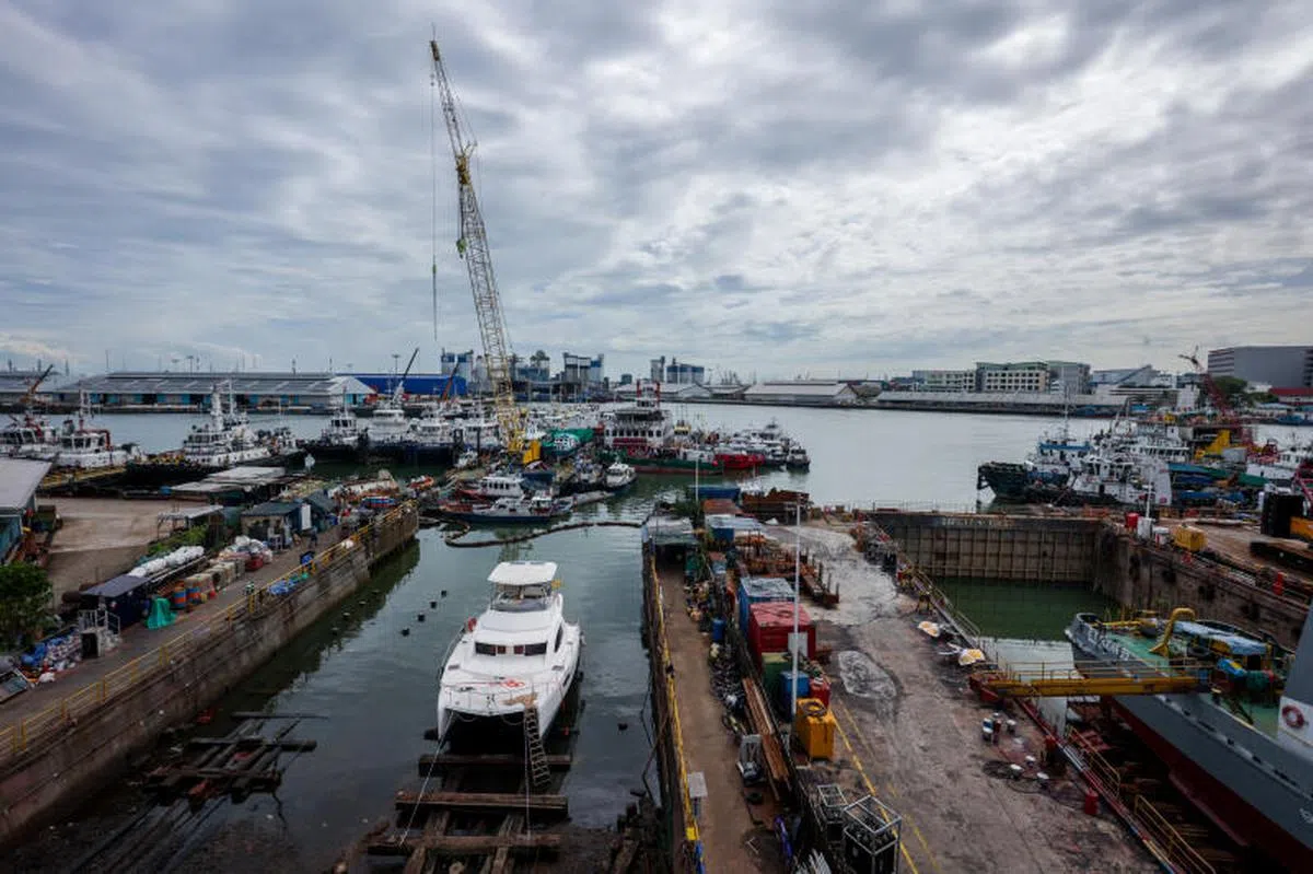永合船务位于裕廊本茱鲁巷（Penjuru Lane）一带的美珍船厂。（联合早报）