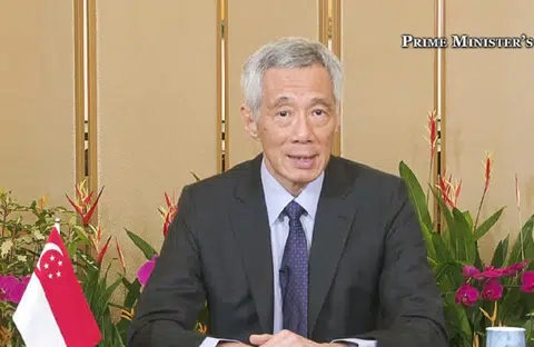 李显龙总理。（李显龙面簿）