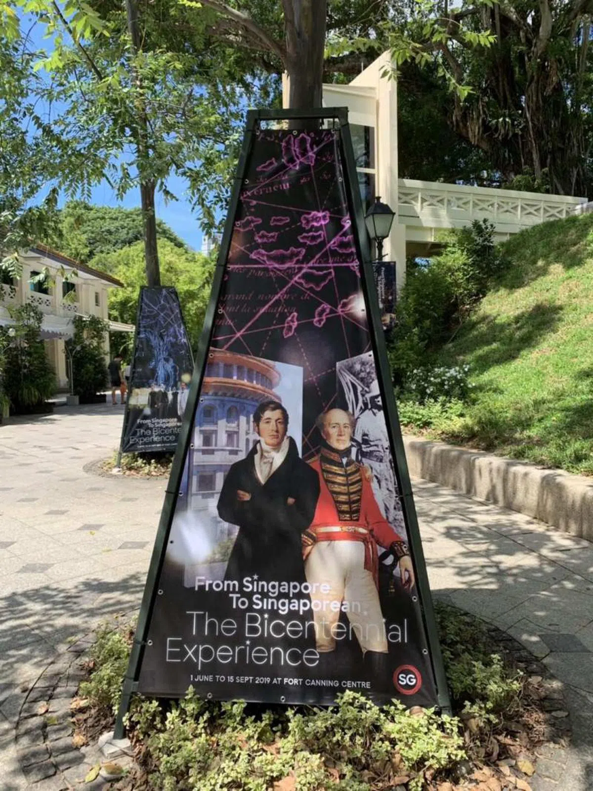  展览指示牌：莱佛士等着你。（MJ摄） 