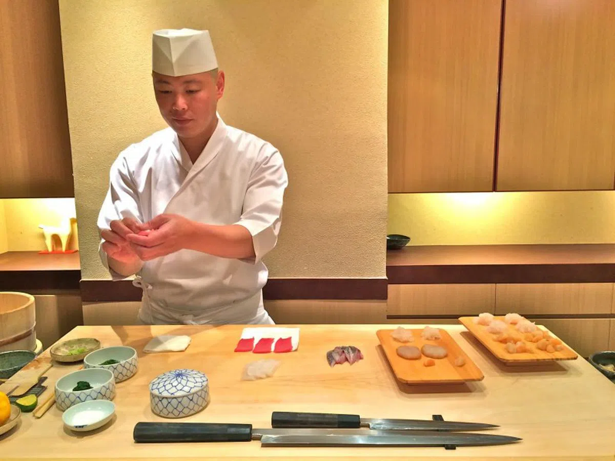  日本职人用心对待每一个成品，深受社会敬重。（互联网） 
