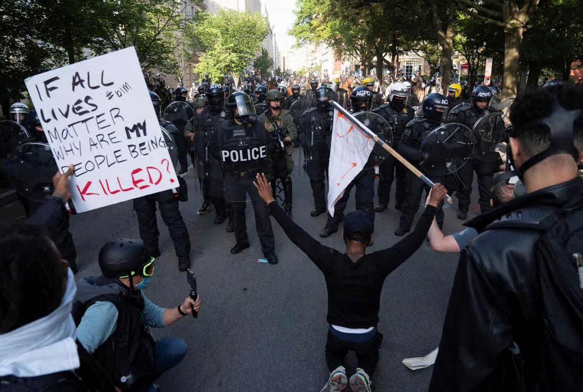 美国频频暴发反对歧视和警察暴力的大型示威。（路透社）
