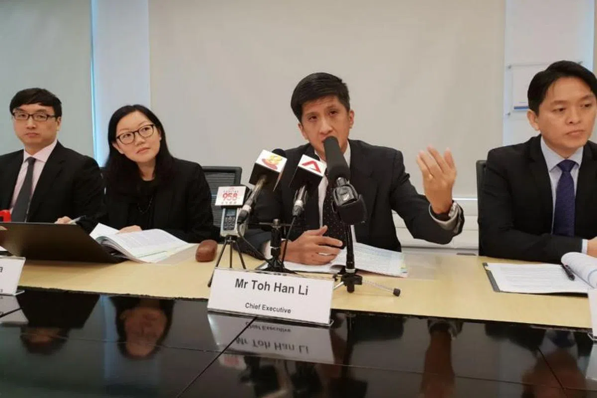  竟消委首席执行官杜汉立今早也出席了记者会。（联合早报） 