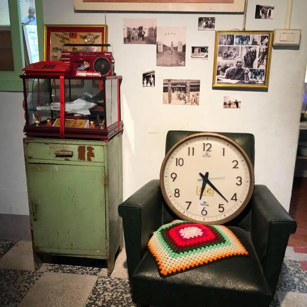  文化馆内还保留着当年眷村内的陈设。（卢丽珊摄） 