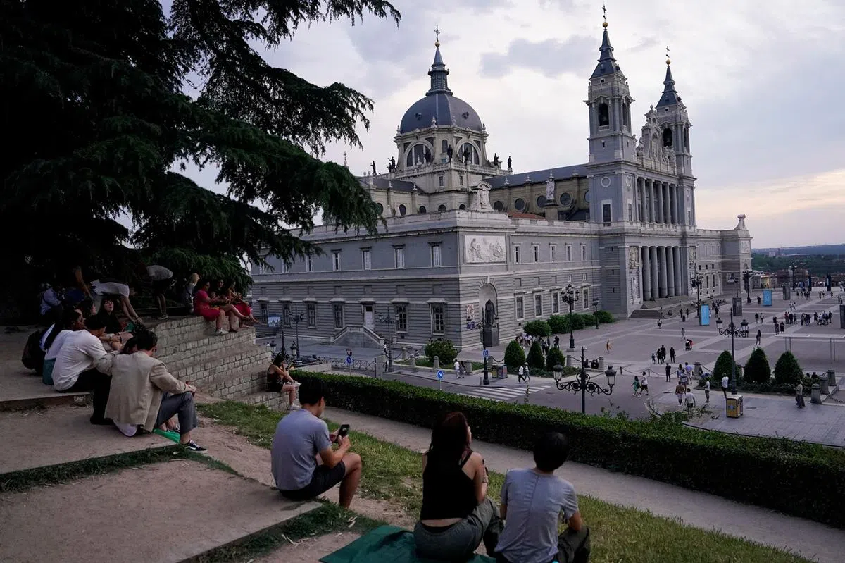 西班牙的夏天随着热浪提早到来。（路透社）