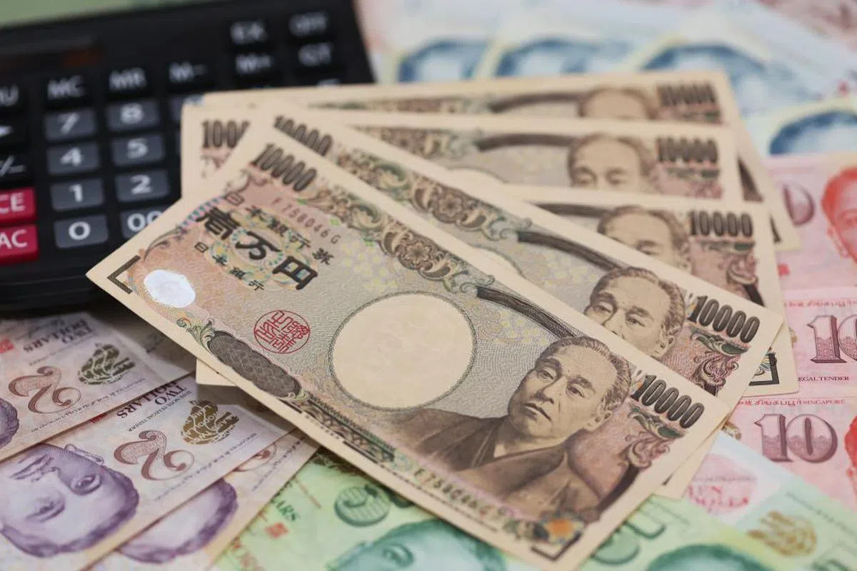 新元兑日元汇率创下历史新高。（联合早报）