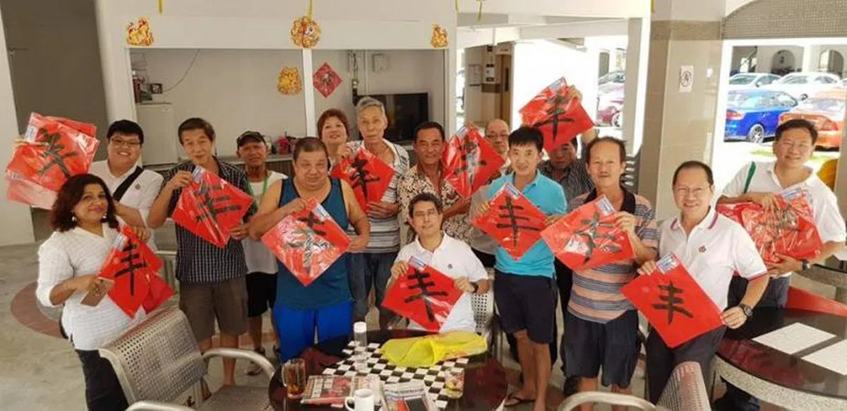  （费绍尔副教授面簿） 