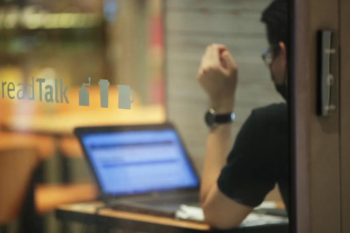  大部分国人都已经习惯了远程办公。（联合早报） 