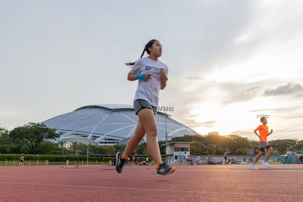 能多走动或跑动，当然还是保持健康的最佳途径。