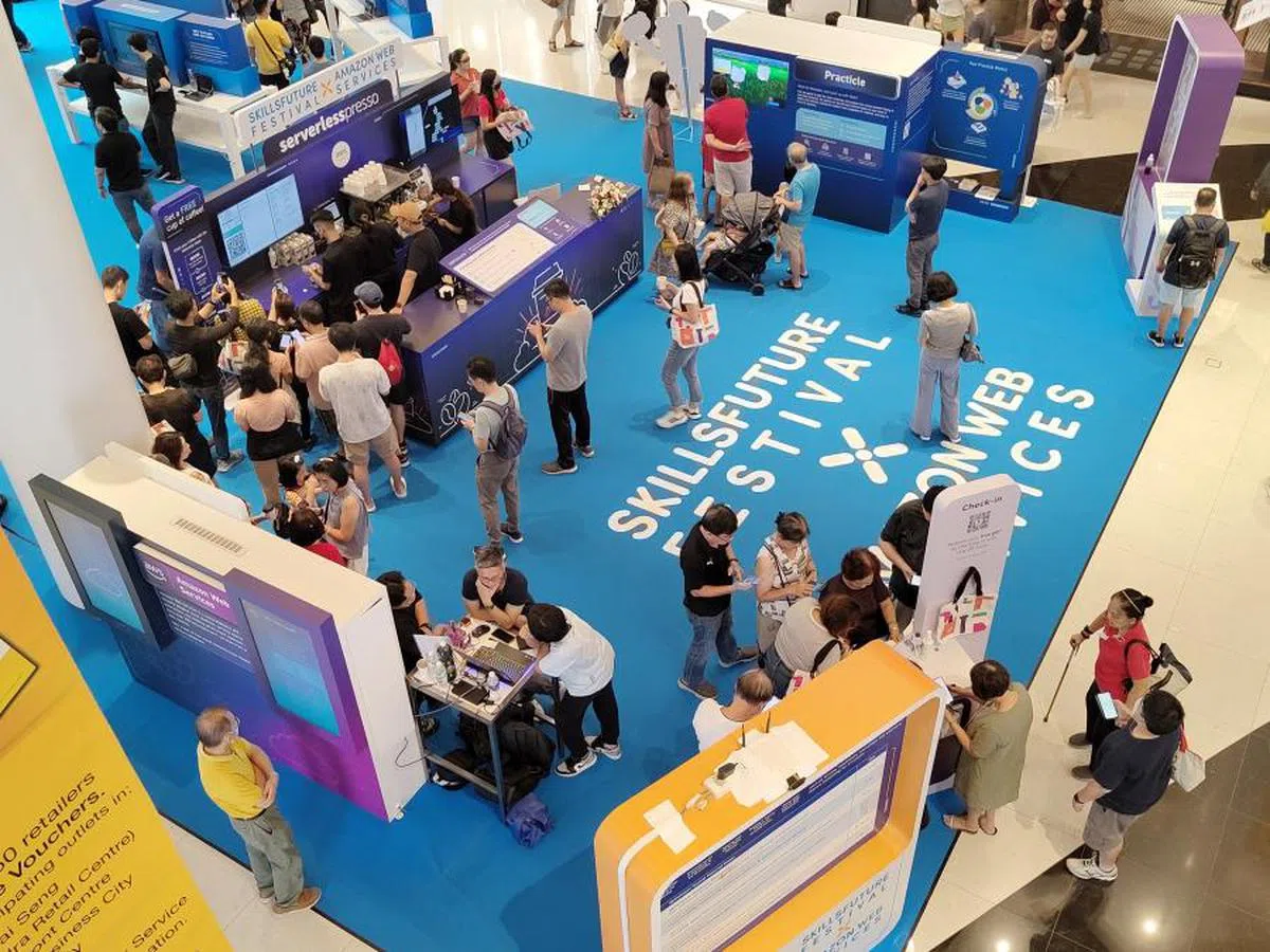 精深技能发展局的技能创前程职业转换计划旨在帮助雇员掌握新技能，投入新行业。（联合早报）