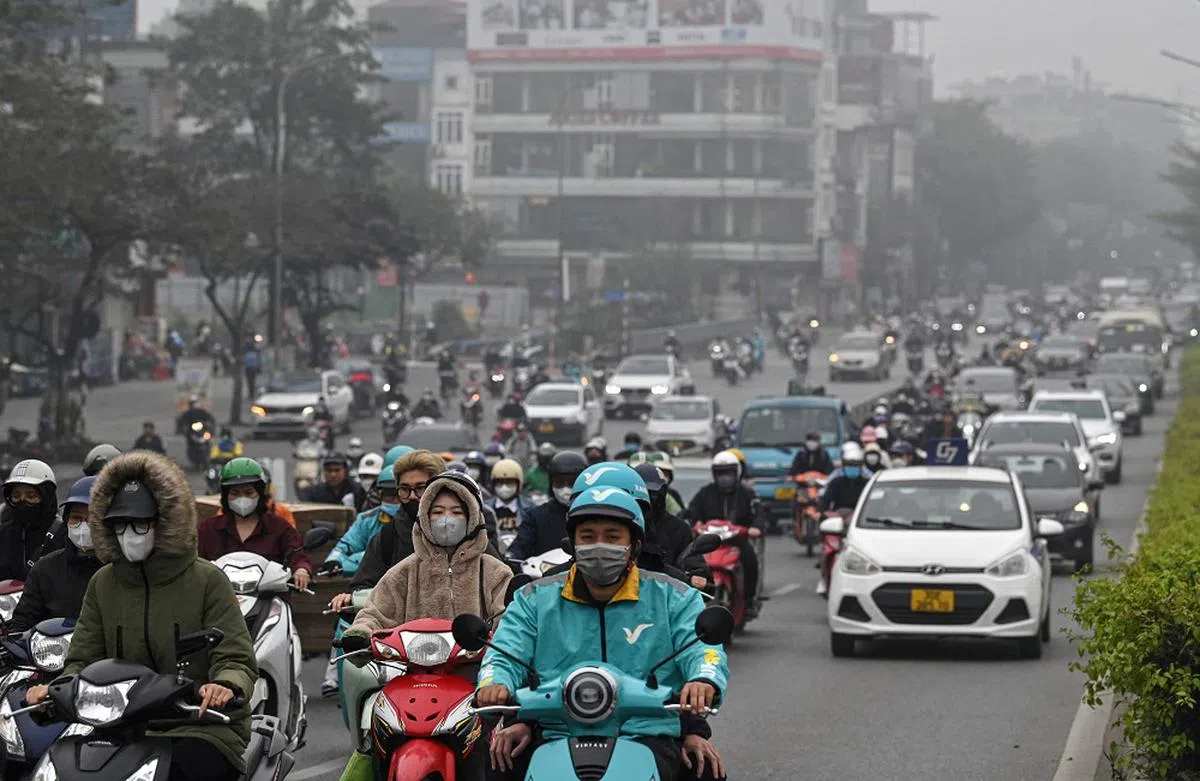 河内目前有超过650万辆电单车，大量的车辆废气是河内空气质量急速恶化的原因之一。（路透社）