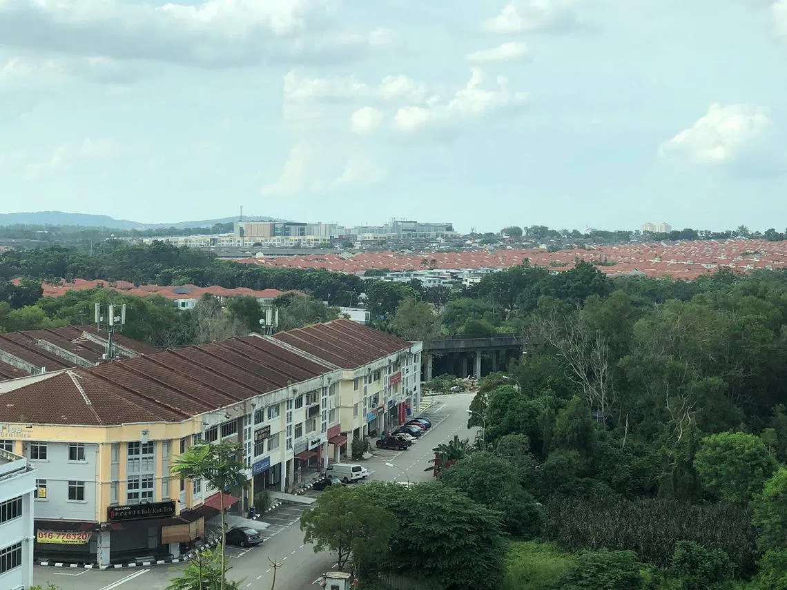 死寂一般的新山。（作者提供）