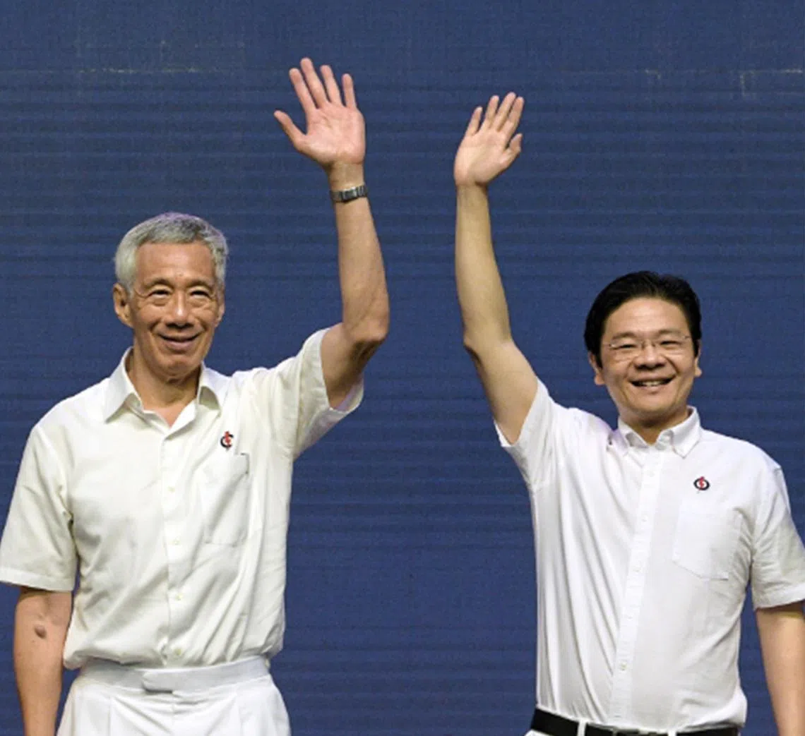 李总理在4月15日宣布5月15日交棒给副总理兼财政部长黄循财的消息还是有一定的震惊效果。（海峡时报）