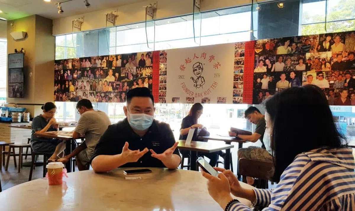  发起人肉骨茶的第二代店主蔡正坤。（新明日报） 